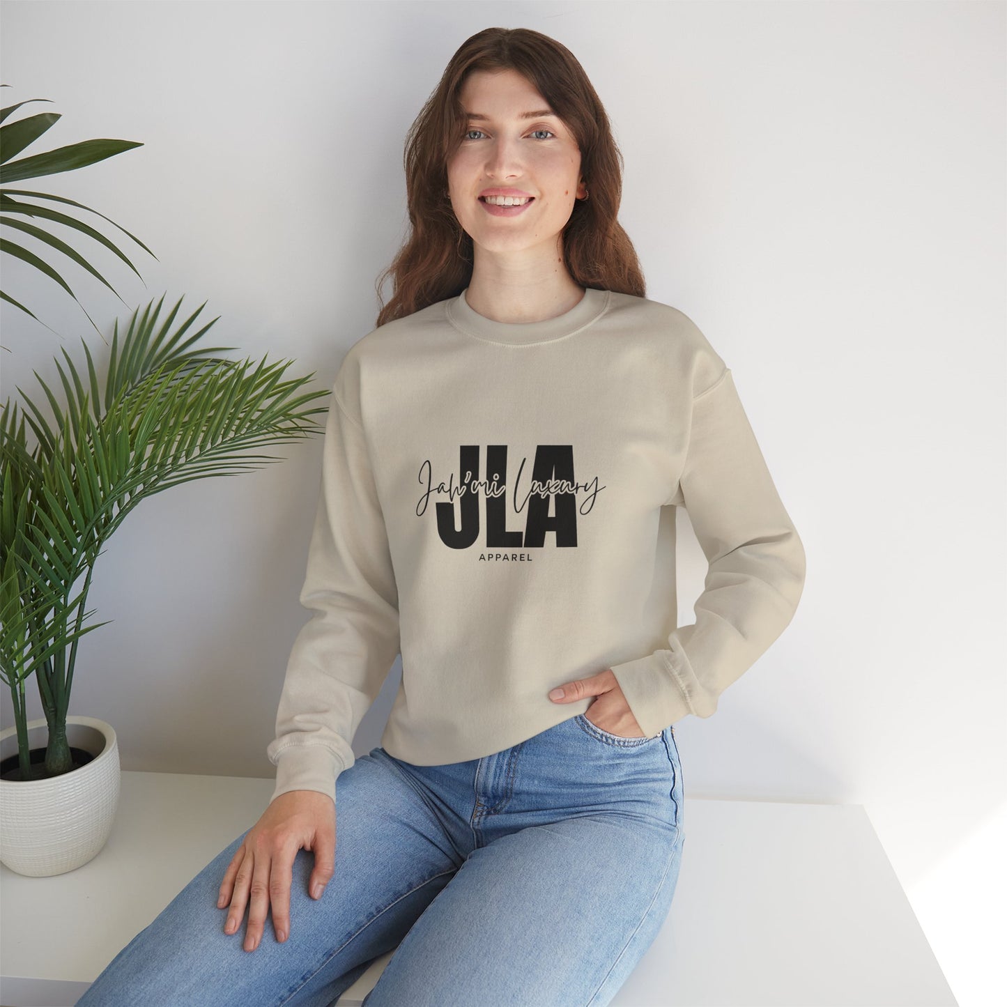 Jah’mi Luxe crewneck sweatshirt